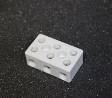 Kostka elektryczna ceramiczna 3Р10А (03-03)