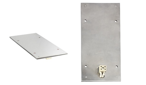 Płaski z płytkę dociskową