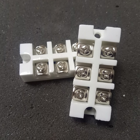 Kostka elektryczna ceramiczna 3P30А/О (03-01)