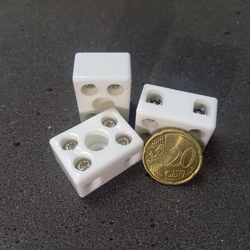 Kostka elektryczna ceramiczna 2P20А (02-03)