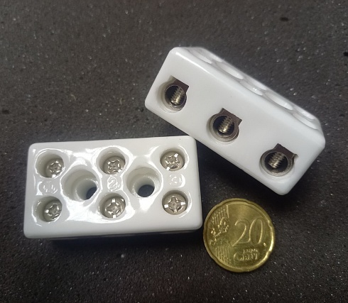 Kostka elektryczna ceramiczna 3Р30А (03-05)