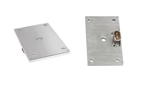 Płaski z płytkę dociskową